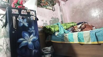 Desi village aunty ki chudai kiya uske jawan padosi nai