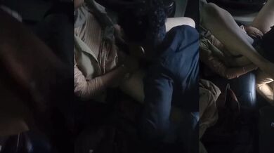 College bunk maar aai mallu ladki ki chut chaat kari gaand chudai