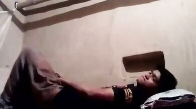 Sone se pahle village teen didi bhai sex ka maja lete hai