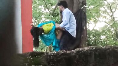 Young college lover ki outdoor chudai ka hidden cam sex