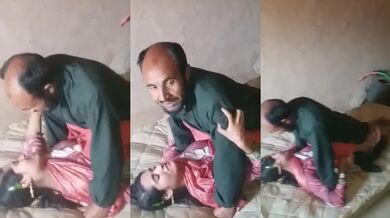 Abbu se apni chut marwati jawan paki muslim ladki