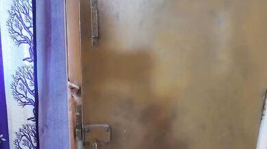 Padosan sona bhabhi ko godi mai uthake choda