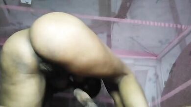 Bhabhi pati ke lund ki sawari kar muh pe cumshot leti hai