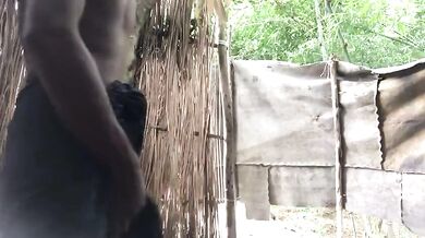 Gaanv ki pados wali bhabhi ke sath outdoor sex ka maja liya