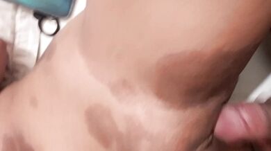 Hotel room ke andar young gf ki chikni chut ki chudai