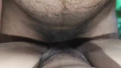 Saree pahni sexy housewife chudi apne lover ke sath