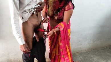 Padosan randi bhabhi ke sath kheli chudai wali holi