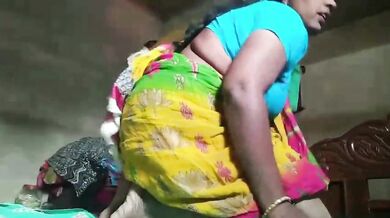 Big boobs wali hot village aunty nai ki chut fingering