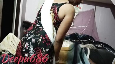 Apne maalik ke lund ko chuskar chudi randi kaamwali