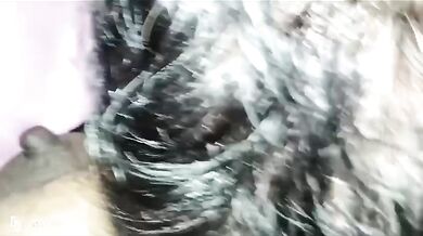 Patni ke bade boobs ko dabaate hue chuskar piya dudh