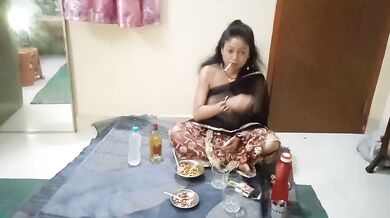 Uncel nai sexy randi ke sath daru pike uski chut chati