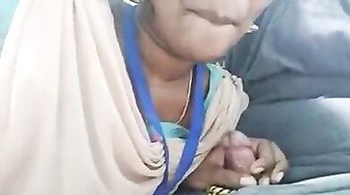 Kannada call centre girl ka desi blowjob video