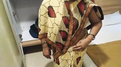 Dukanwale marwadi ka bhosda chodne ka video