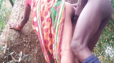 Sarpanch ki bhabhi chudwai khule me