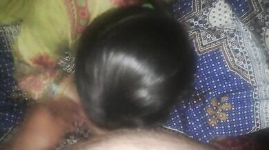 Chhoti bahan ki fuddi mari bhai ne raat me