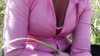 Sarso ke kheto me choda hot desi bhabhi ko