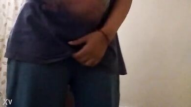 Cheating Indian bhabhi ki boobs chut ki selfie