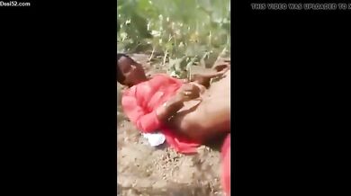 Desi chhori ki khet me chudai ka blue film