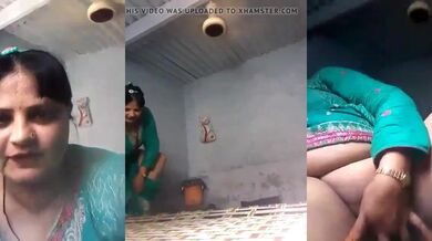 Sexy desi aunty ka bhosda show live call me