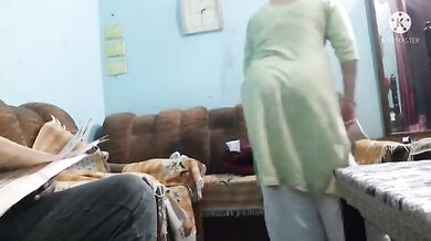 Sexy kamwali ne jagai malik ki hawas – Porn video