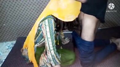 Horny desi bhabhi aur nikamma lund!