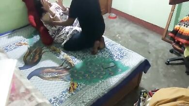 Dost ki maa ki chudai nighty nikal ke