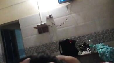 Mature marathi kamwali aunty ka cock sucking