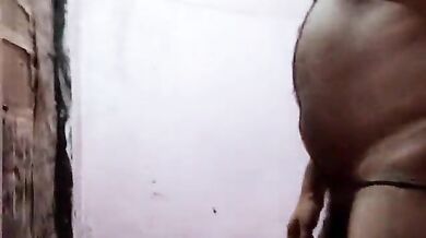 Politics ke chakkar me chudi hot Indian bhabhi