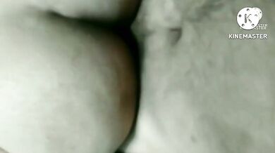 Officer bihari aunty ne chaprasi ka lund liya khatiya ke upar