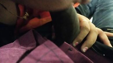 Desi sexy mom ne nokar ka mota lund liya