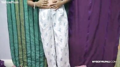 Kothe ki randi bhabhi ka nude stripping video