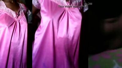 Gaanw ki hot bhabhi ke boobs aur chut ki video