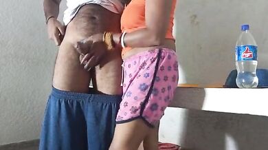 Shadi ka card dene aaye devar se chudi bhabhi ji