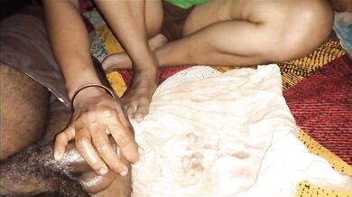 Doodhwale ki biwi ne lund ki tel malish ki