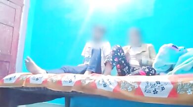 Sexy soniya bhabhi ne devar ko chodna sikhaya