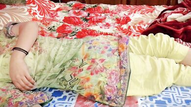 Hot bhabhi ki chut chat ke khush kiya