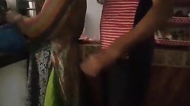 Cousin bhabhi ki chikni chut chodi kitchen me