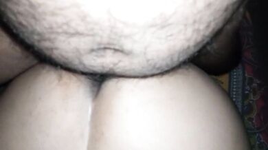 Yoga sikhte hue guru ka lund liya sexy figure girl ne