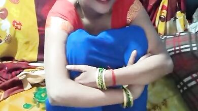 Desi village bhabhi ki chudai saree khol ke