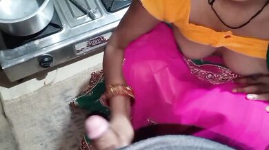 Kitchen me choda jeth ne nayi dulhan bhabhi ko