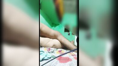 Hindi me bolte hue kamwali ko choda