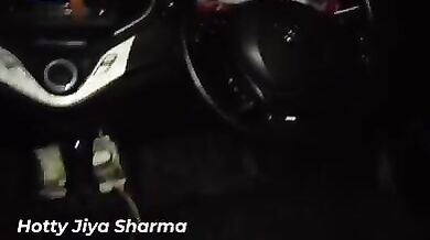 Hot Indian girlfriend car sex video