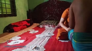 Kitchen me paka rahi thi sali, jija ne lita ke chod diya