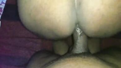 Suhagrat ke baad bathroom me biwi ki chudai