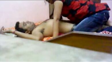 Bhabhi ko chudwane ki lat lagi