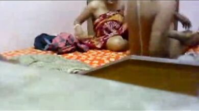 Bhabhi ko chudwane ki lat lagi