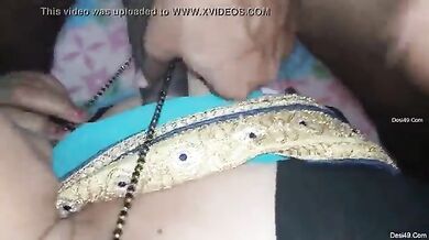 Mangalsutra wali bhabhi ke blouse me lund dal ke boobs chode