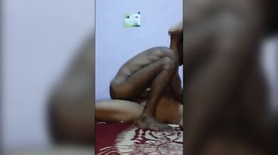 Village ki desi maid ki alag alag pose me chudai