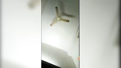 Big boobs Kamwali ko godi me bitha ke choda malik ne