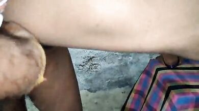 Sauteli bahan ki chut ka pani nikala